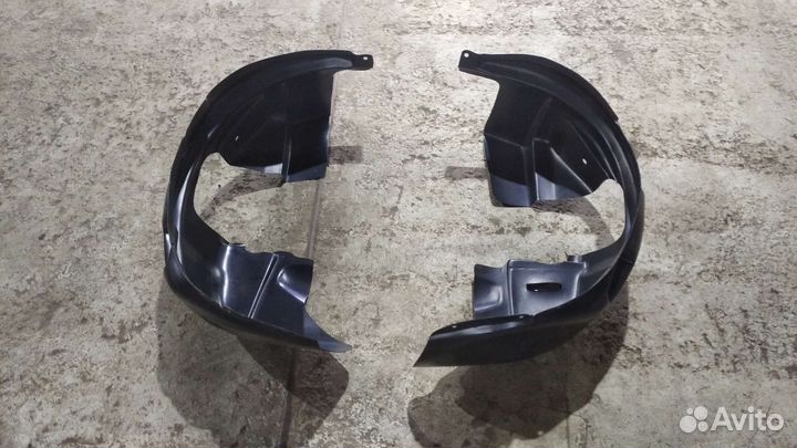 Подкрылок передний локер Форд Транзит 2014-2023