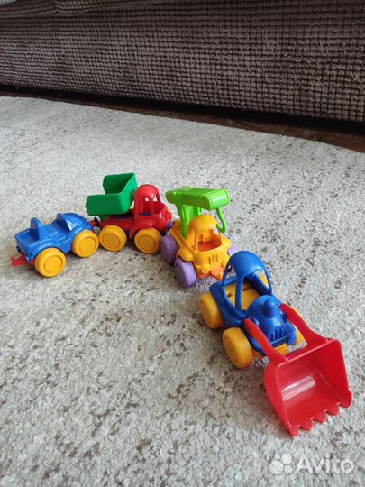 Игрушки, машинки
