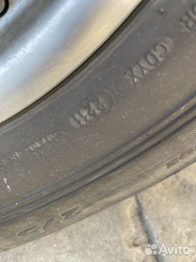 Michelin Latitude Cross 275/70 R16