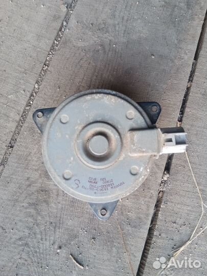 Электромотор вентилятора тойота