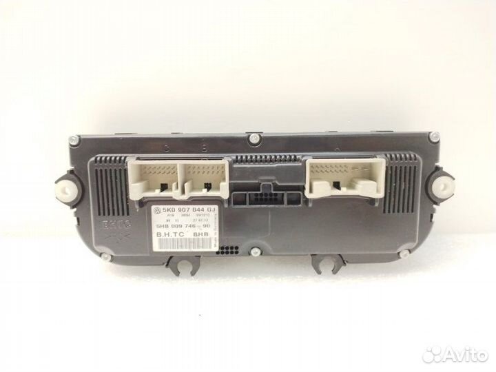 Блок управления климат-контролем Volkswagen Tiguan