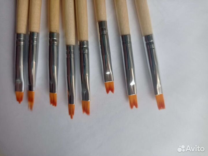 Кисти для маникюра