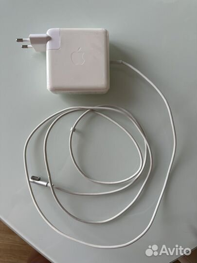 Зарядное утройство доя Macbook Air