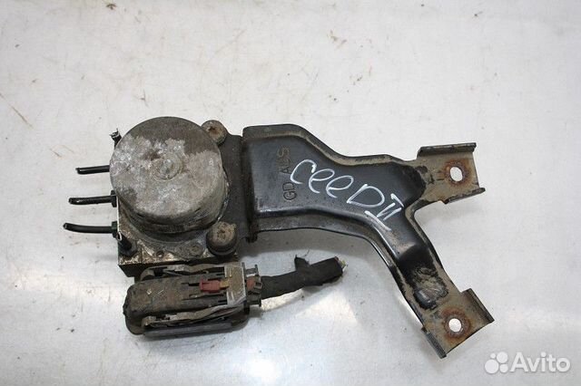 Блок ABS (насос) KIA ceed II 2012-2018