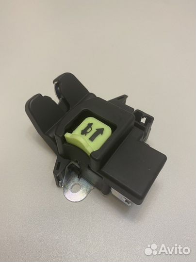 Замок багажника Hyundai Kia