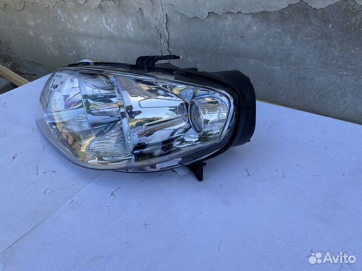 Fiat Punto передняя левая фара