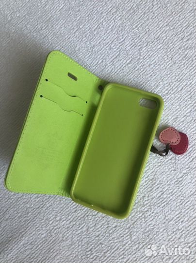 Чехол на iPhone 5s