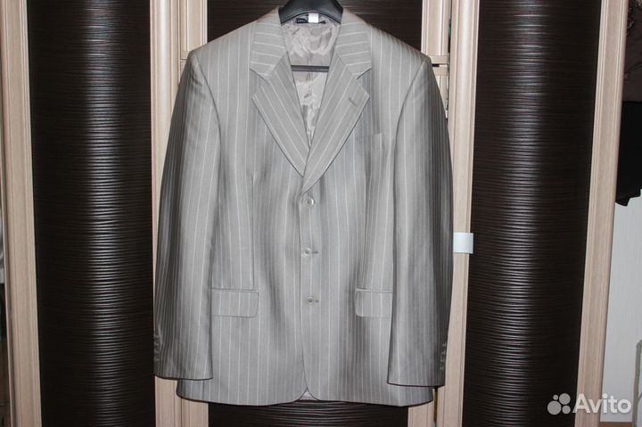 Костюм мужской, серый в полоску OLD president club