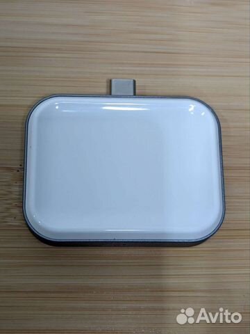 Зарядное устройство для AirPods и Apple Watch