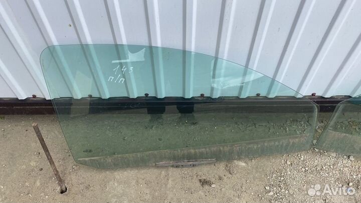 Стекло боковое Ford KA 1