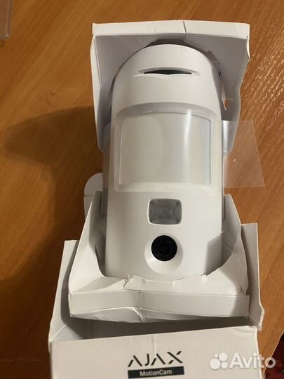 Датчик движения с фотокамерой Ajax MotionCam