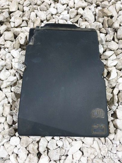 Корпус акб Mazda 3 BL