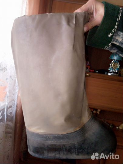 Болотные сапоги