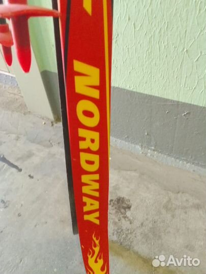 Беговые лыжи детские