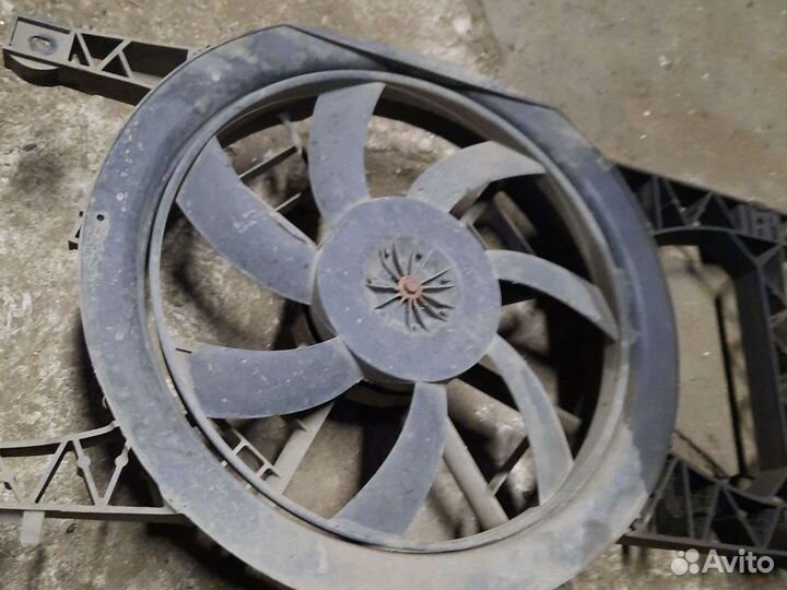 Вентилятор радиатора Renault laguna 1