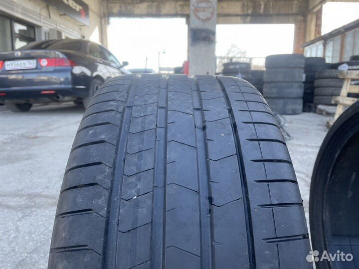 Pirelli P Zero 275/30 R20