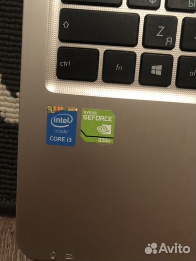 Ноутбук Asus