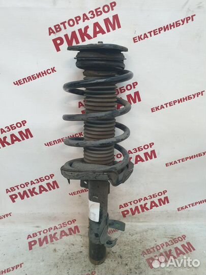 Стойка передняя правая Ford Kuga CBS jtma 2014