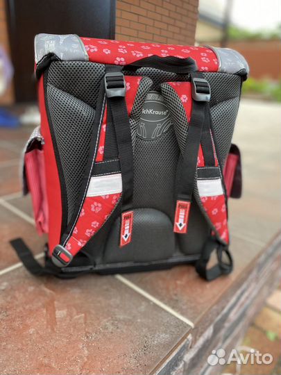 Рюкзак школьный