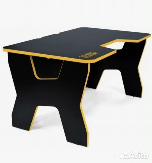 Геймерский стол