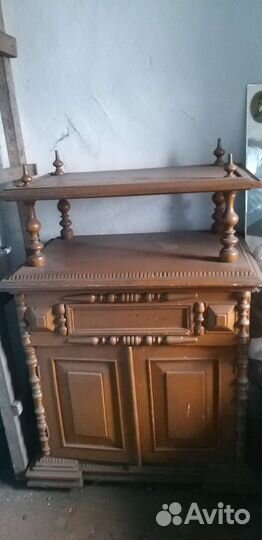 Старинный буфет