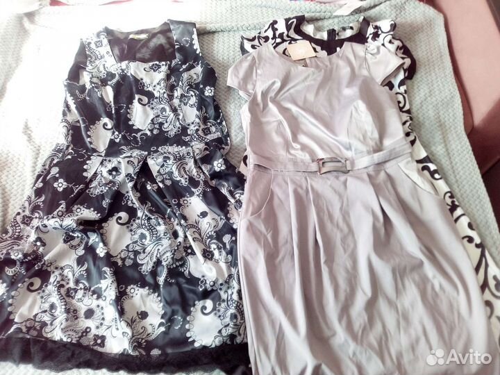 Платья
