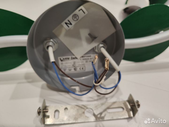 Светильник потолочный встраиваемый