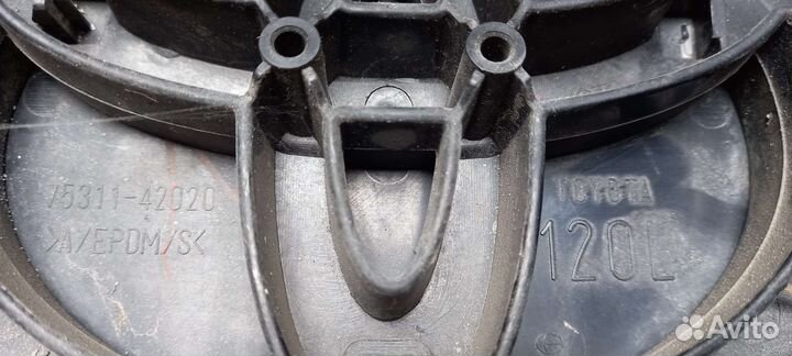 Решетка радиатора RAV4