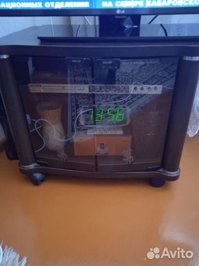 Тумба под телевизор