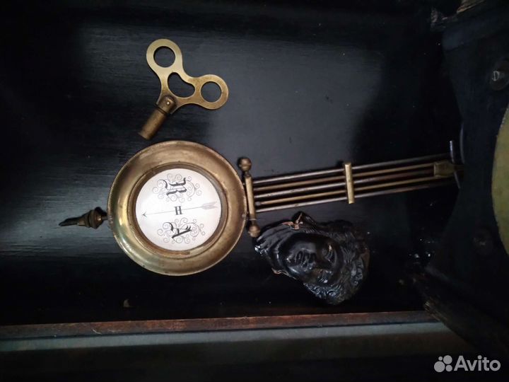 Антикварные настенные часы Густав Беккер 18 век