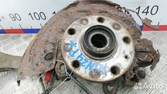 Ступица передняя правая skoda superb 1 (7DN24N901)