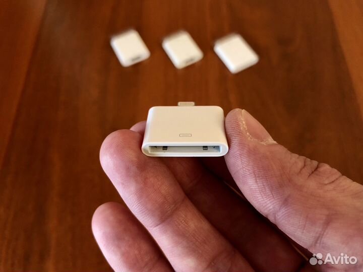 Apple Lightning to 30-pin Adapter