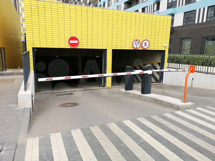 Машиноместо, 16 м²