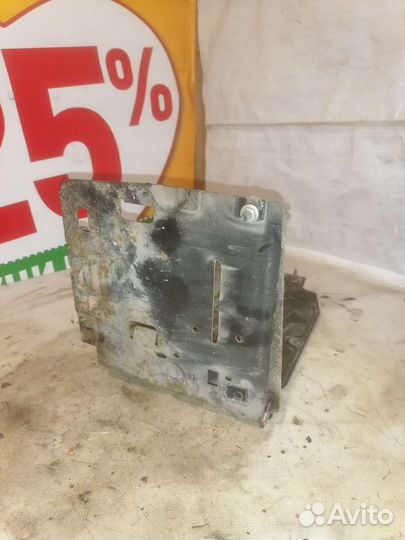 Подставка под аккумулятор renault clio