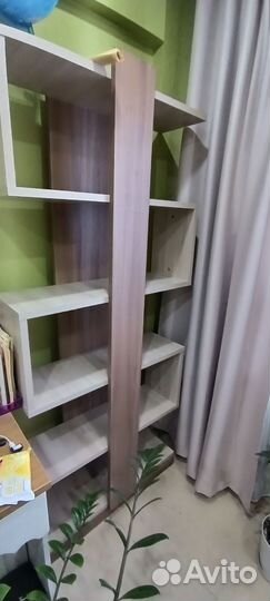 Интерьерный стеллаж