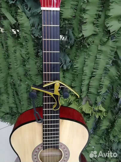 Гитара и каподастр