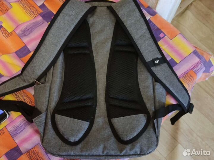 Рюкзак для ноутбука 17дюймовки