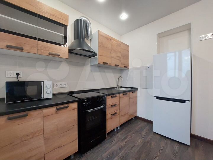 2-к. квартира, 56 м², 3/17 эт.