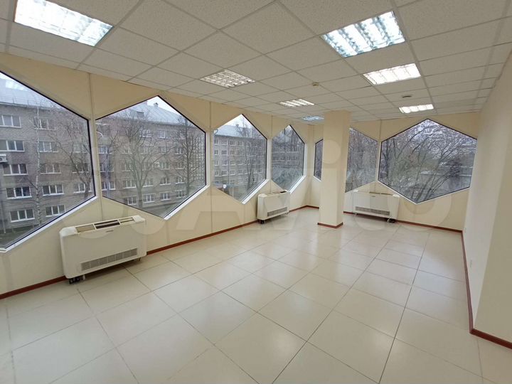 Продам Офис 330м / с Арендатором