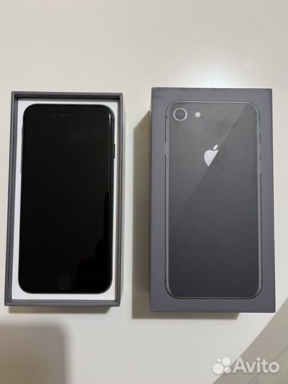 iPhone 8, 64 ГБ