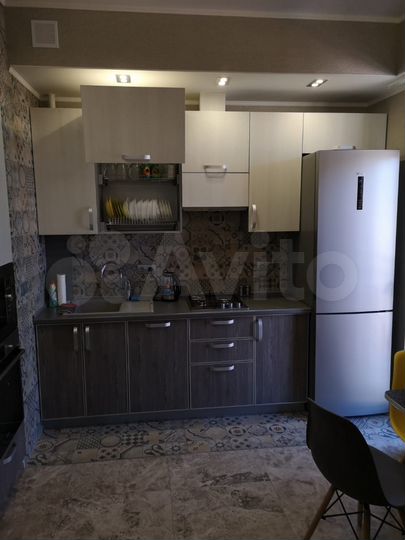 2-к. квартира, 50 м², 5/10 эт.