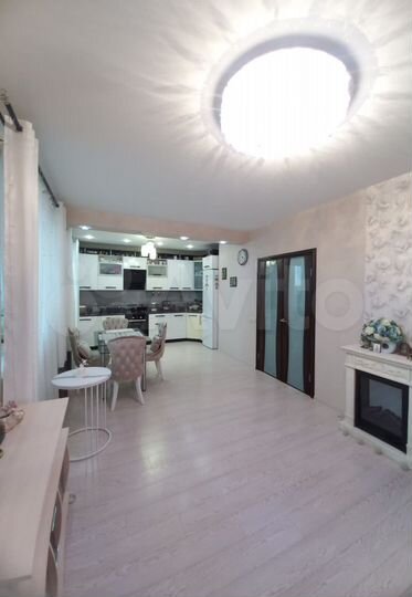 3-к. квартира, 120 м², 5/6 эт.