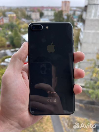 iPhone 8 Plus, 64 ГБ