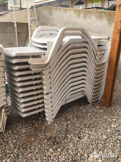 Шезлонг лежак пластиковый бу