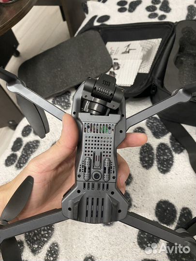 Квадрокоптер SG907 MAX