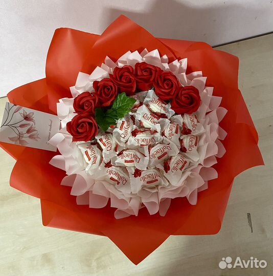 Сладкие букеты из шоколада и конфет