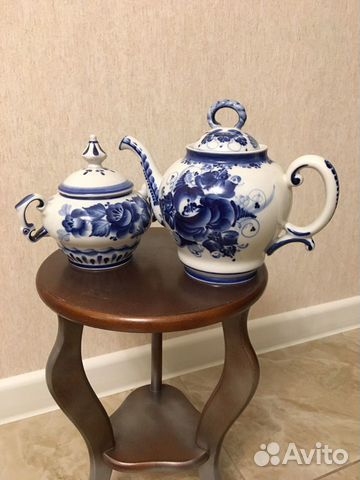Гжель чайник и сахарница