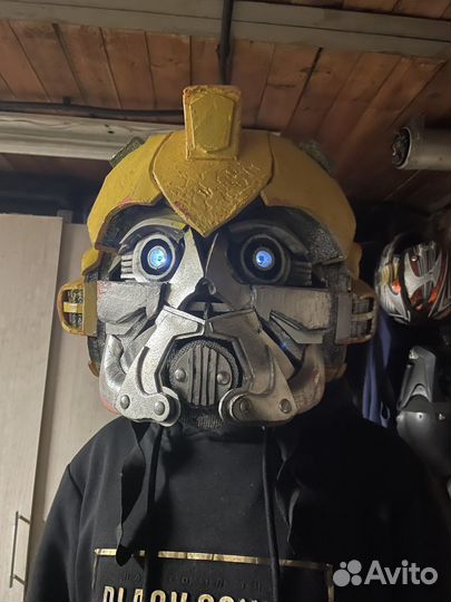 Шлем Бамблби