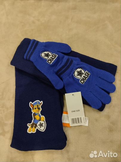 Шарф и перчатки комплектом