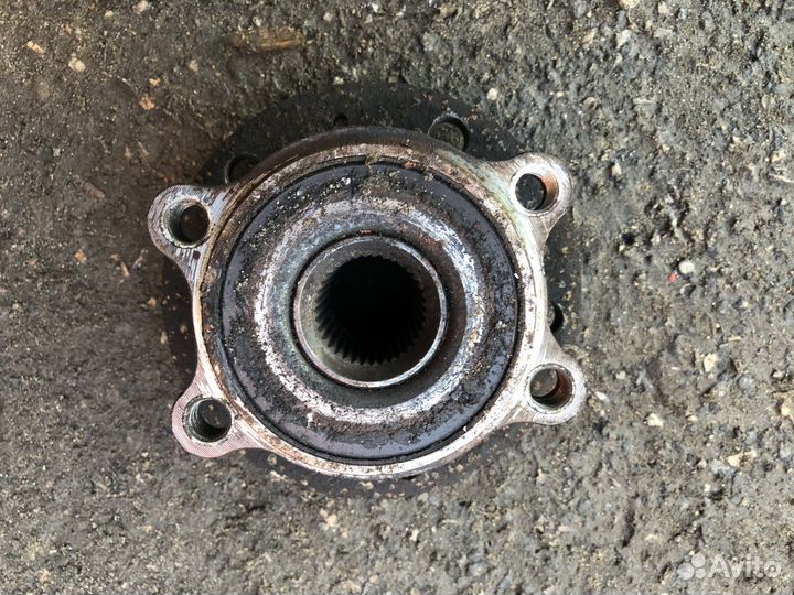 Ступица передняя левая Audi A3 8P 2.0 TDI